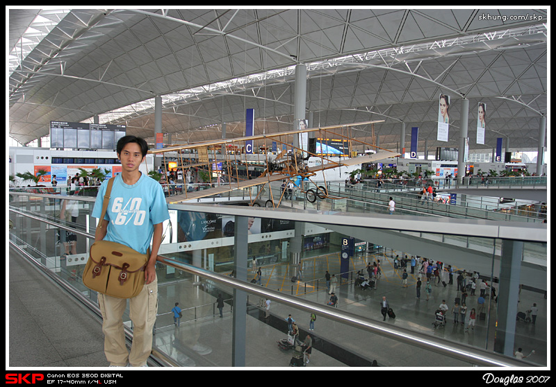 香港國際機場, Douglas