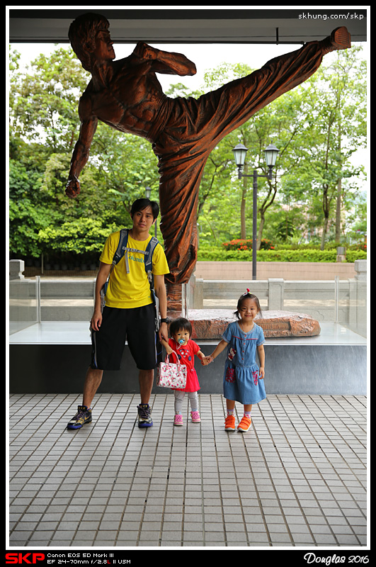 李小龍, Douglas, Sofia, Elsa